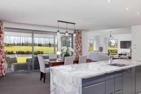 Photo of property in 52 Mapleham Drive, Pegasus, 7612