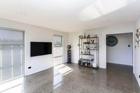 Photo of property in 37 Greenwich Street, Halswell, Christchurch, 8025