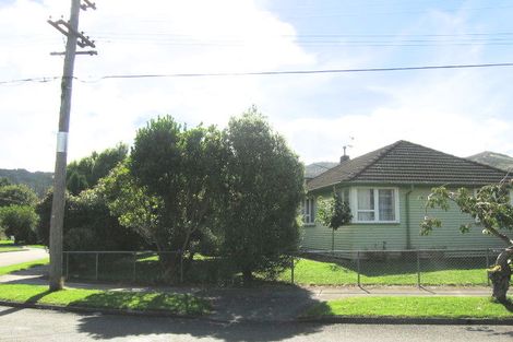 Photo of property in 2 Mary Crescent, Elderslea, Upper Hutt, 5018