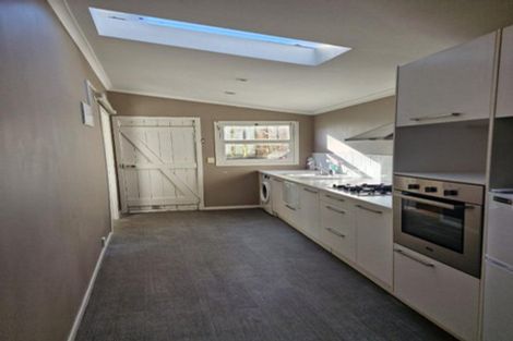 Photo of property in 101 Fulford Street, New Plymouth, 4310