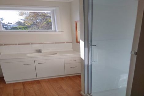 Photo of property in 62 Huatoki Street, Vogeltown, New Plymouth, 4310