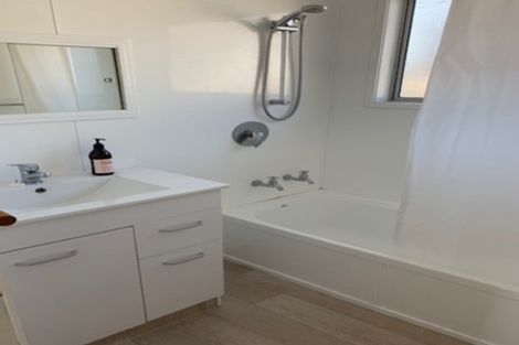 Photo of property in 35 Tania Crescent, Western Heights, Rotorua, 3015