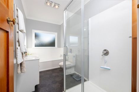 Photo of property in 122 Pownall Street, Masterton, 5810