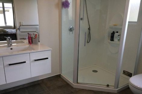 Photo of property in 12a Alpha Close, Wanaka, 9305