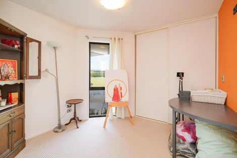 Photo of property in 28 Majestic Chance, Seaward Bush, Invercargill, 9812