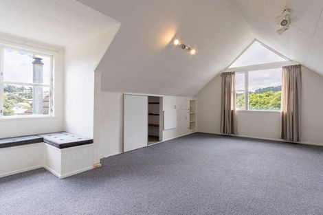 Photo of property in 15 Brazier Grove, Paraparaumu, 5032