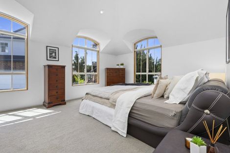 Photo of property in 1/31 Holdaway Avenue, Northcote, Auckland, 0627