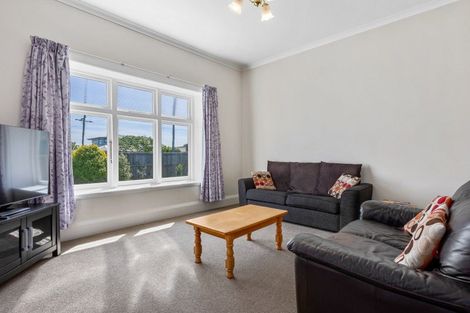 Photo of property in 121 Kippenberger Avenue, Rangiora, 7400