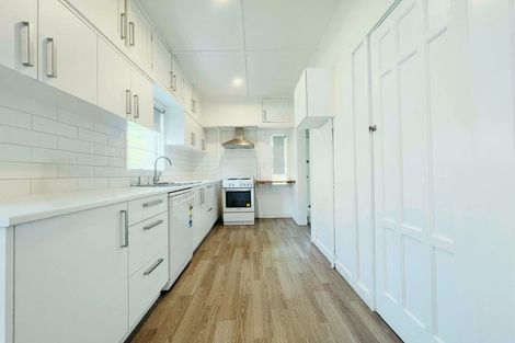 Photo of property in 279 Massey Road, Mangere East, Auckland, 2024