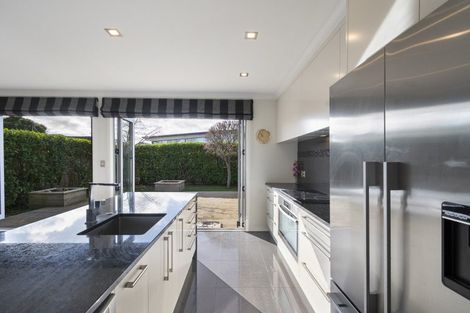 Photo of property in 35 Union Street, Hokowhitu, Palmerston North, 4410
