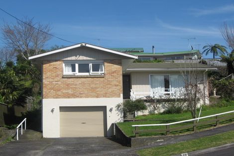 Photo of property in 18 Beaumont Crescent, Frankleigh Park, New Plymouth, 4310