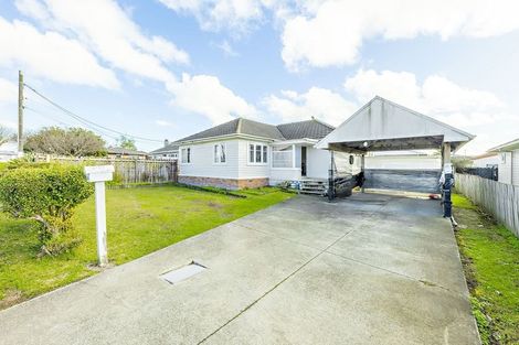 Photo of property in 2/32 Royton Avenue, Mangere East, Auckland, 2024