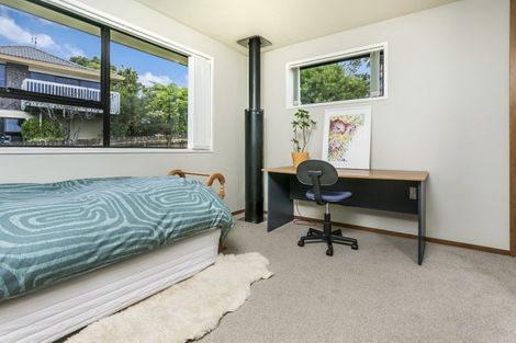 Photo of property in 6 Serrata Place, Browns Bay, Auckland, 0630