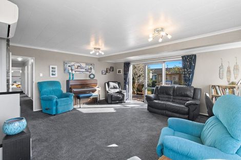 Photo of property in 5 Smeaton Road, Bell Block, New Plymouth, 4312