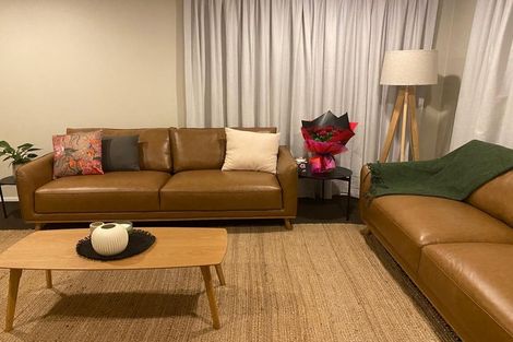 Photo of property in 24 Randwick Place, Randwick Park, Auckland, 2105