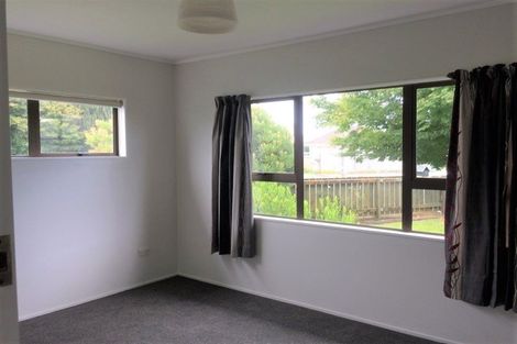 Photo of property in 66 Mako Mako Road, Levin, 5510