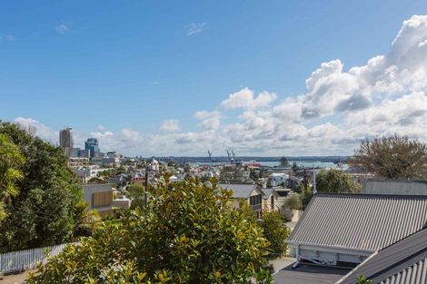 Photo of property in 41 Saint Georges Bay Road, Parnell, Auckland, 1052