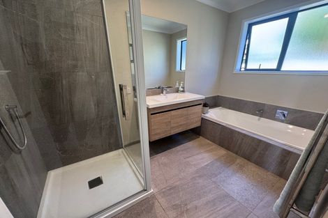 Photo of property in 26 Harbour View Heights, Picton, 7220