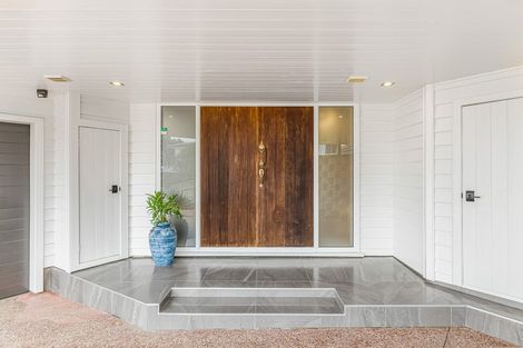 Photo of property in 9 San Marino Drive, Henderson, Auckland, 0612