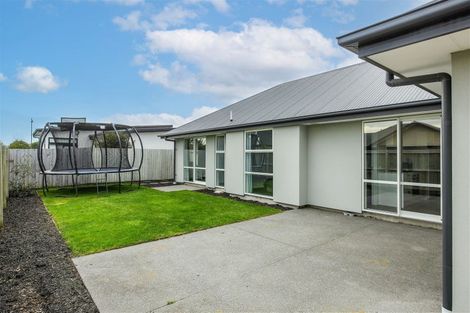 Photo of property in 6 Bamber Crescent, Halswell, Christchurch, 8025