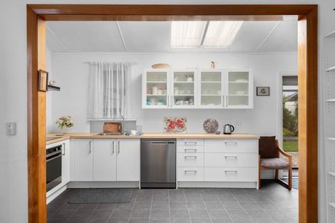 Photo of property in 124 Prince Albert Road, Saint Kilda, Dunedin, 9012