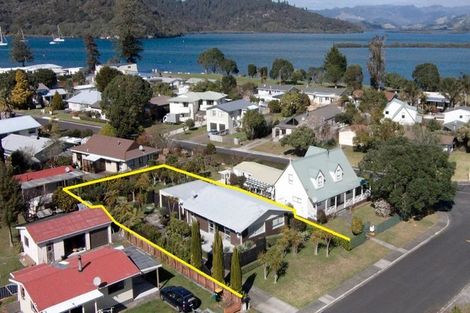 Photo of property in 37 Arthur Street, Whitianga, 3510