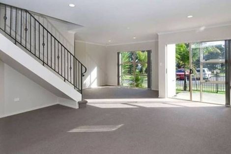 Photo of property in 28 Skelligs Drive, Flat Bush, Auckland, 2019