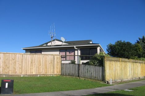 Photo of property in 7 Leander Place, Milson, Palmerston North, 4414