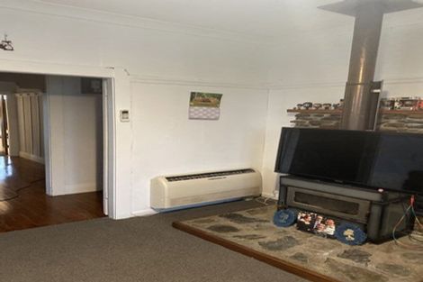 Photo of property in 2 Exmouth Street, Waverley, Invercargill, 9810