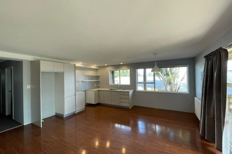 Photo of property in 11 Western View Court, Sunnyvale, Auckland, 0612