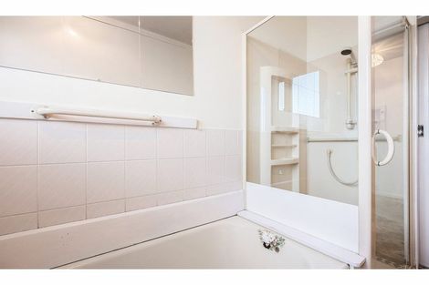 Photo of property in 37 Yaldhurst Road, Sockburn, Christchurch, 8042