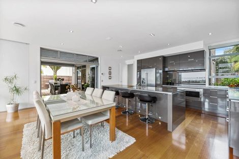 Photo of property in 81 Pine Harbour Parade, Beachlands, Auckland, 2018
