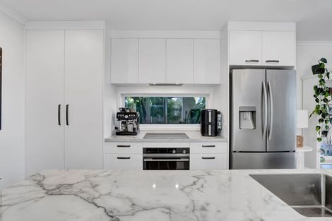Photo of property in 4 Whenu Way, Bell Block, New Plymouth, 4312