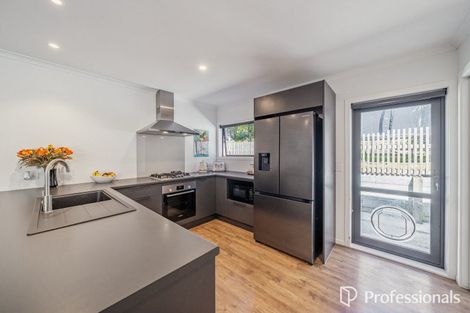 Photo of property in 10 Aratika Grove, Stokes Valley, Lower Hutt, 5019