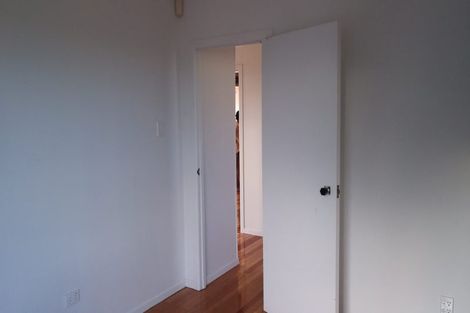 Photo of property in 50 Strid Road, Te Atatu South, Auckland, 0610