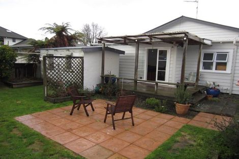 Photo of property in 11 East Street, Claudelands, Hamilton, 3214