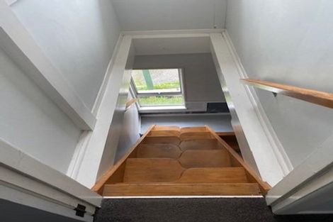 Photo of property in 35a Ranui Terrace, Tawa, Wellington, 5028