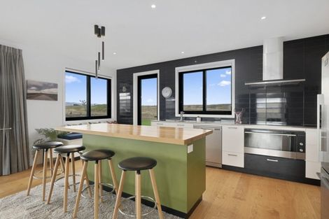 Photo of property in 219 Golden Road, Springvale, Alexandra, 9393