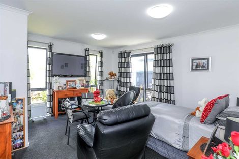 Photo of property in 5 Ribbonwood Close, Te Kauwhata, 3710