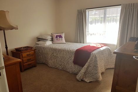 Photo of property in 7 Rautawa Place, Kawakawa Bay, Papakura, 2585