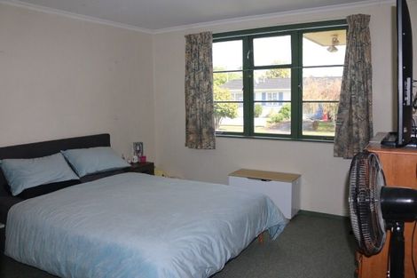 Photo of property in 9 Mcdonald Place, Awapuni, Palmerston North, 4412