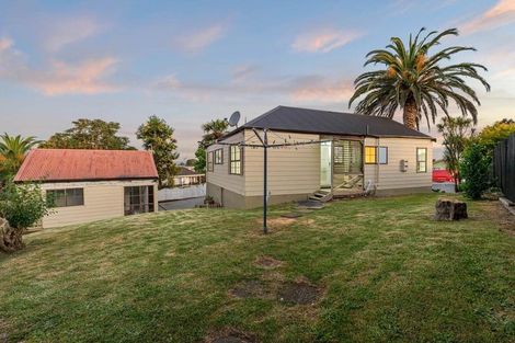 Photo of property in 28 Mcquarrie Avenue, Wattle Downs, Auckland, 2103