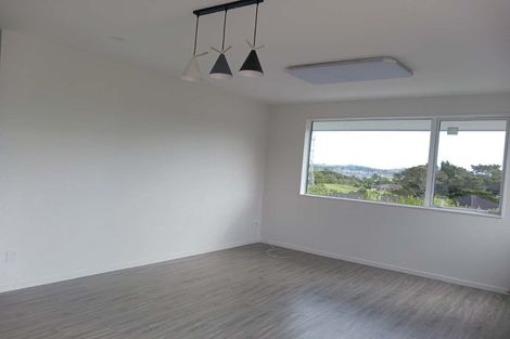 Photo of property in 73d Oraha Road, Kumeu, 0892