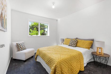 Photo of property in 2 East Street, Raglan, 3225