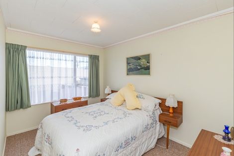 Photo of property in 2 Winslow Place, Levin, 5510
