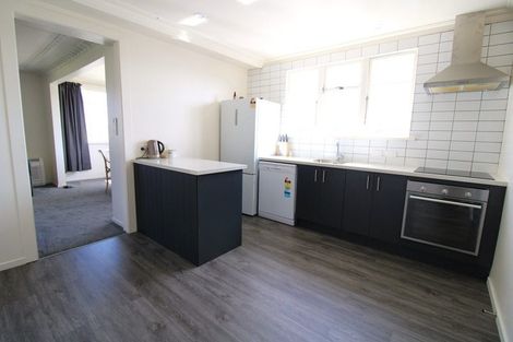 Photo of property in 30 Scotland Terrace, Green Island, Dunedin, 9018