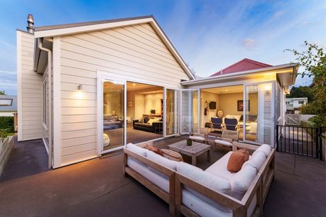 Photo of property in 33 Melrose Street, Roslyn, Dunedin, 9010