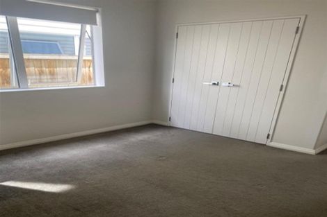 Photo of property in 21e Stamford Crescent, Flat Bush, Auckland, 2019