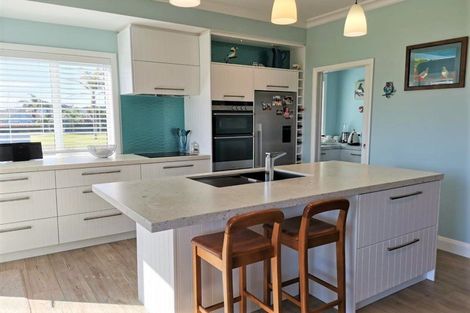 Photo of property in 2 Cayman Court, One Tree Point, 0118