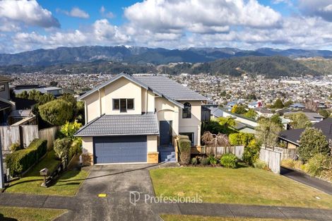 Photo of property in 28 Kirton Drive, Riverstone Terraces, Upper Hutt, 5018